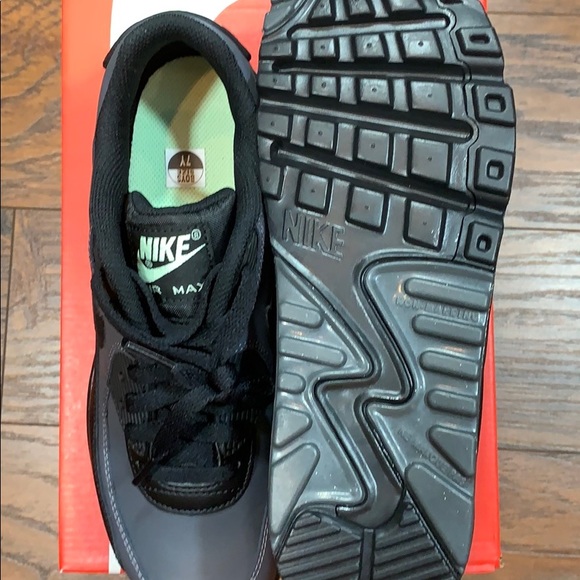 NIKE AIR MAX 90 LTD (GS) Dark Grey/Black-Dark Grey - Picture 13 of 16